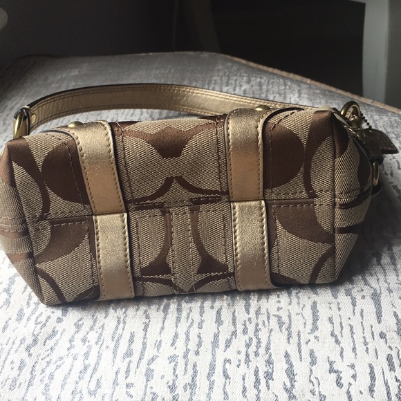 Coach Brown & Gold Shoulder Purse - Picture 6 of 6